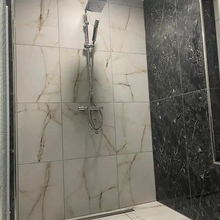 Villa In Elegant Am Red Bull Ring In Spielberg Spielberg Bei Knittelfeld