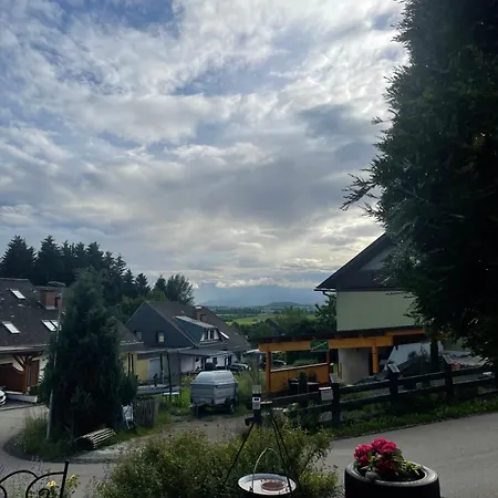 וילה In Elegant Am Red Bull Ring In Spielberg