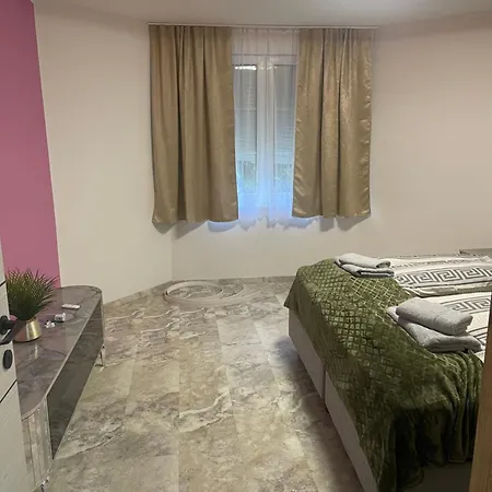 Villa In Elegant Am Red Bull Ring In Spielberg Spielberg Bei Knittelfeld