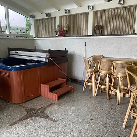 In Elegant Am Red Bull Ring In Spielberg Villa *