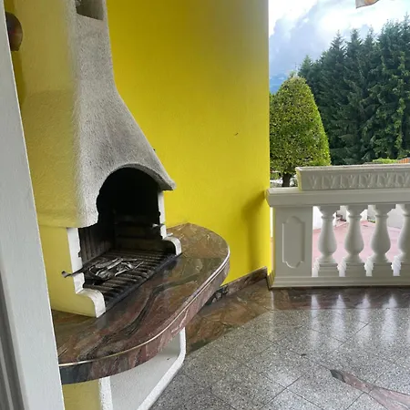 Villa In Elegant Am Red Bull Ring In Spielberg Spielberg Bei Knittelfeld