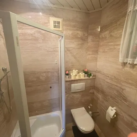 In Elegant Am Red Bull Ring In Spielberg Villa Spielberg Bei Knittelfeld