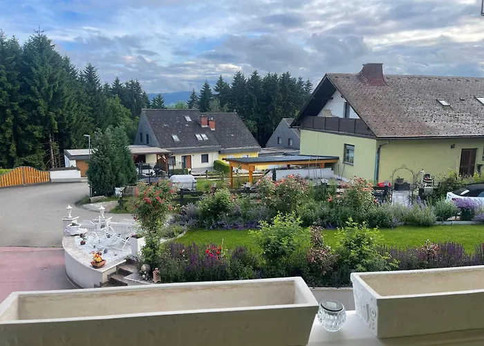 Villa In Elegant Am Red Bull Ring In Spielberg *