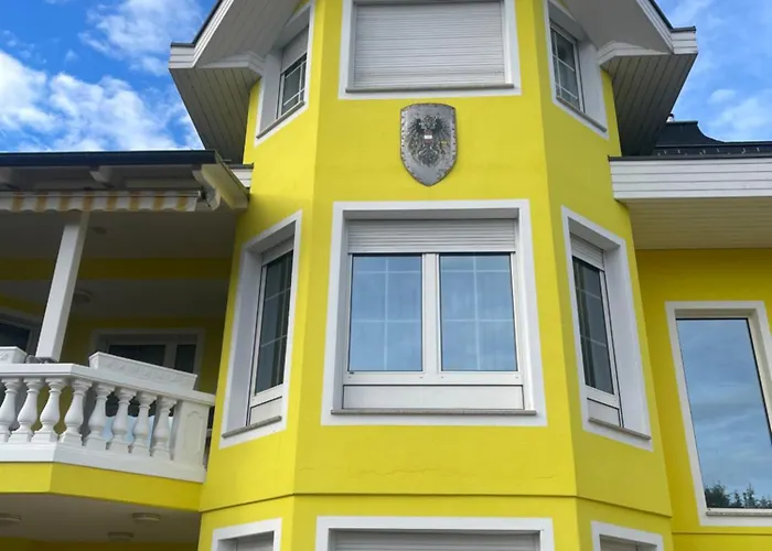 Am Red Bull Ring In Spielberg Villa *