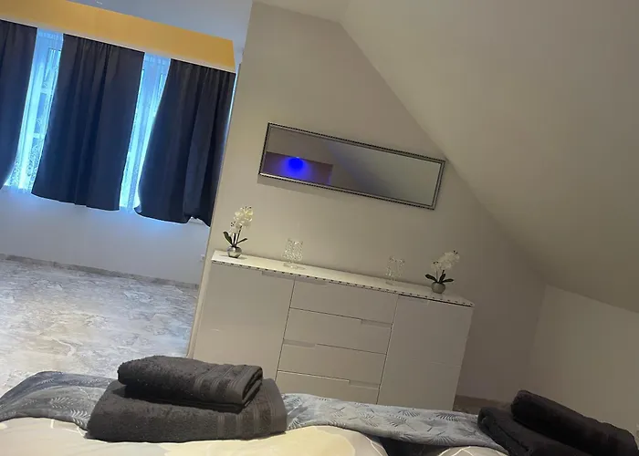 Villa In Elegant Am Red Bull Ring In Spielberg *